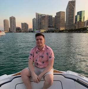 Meet your Posher, Tyler